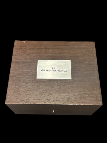 Girard-Perregaux Uhrenbox aus Holz