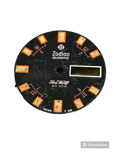 Zodiac Sea Wolf 20 ATM quartz dial